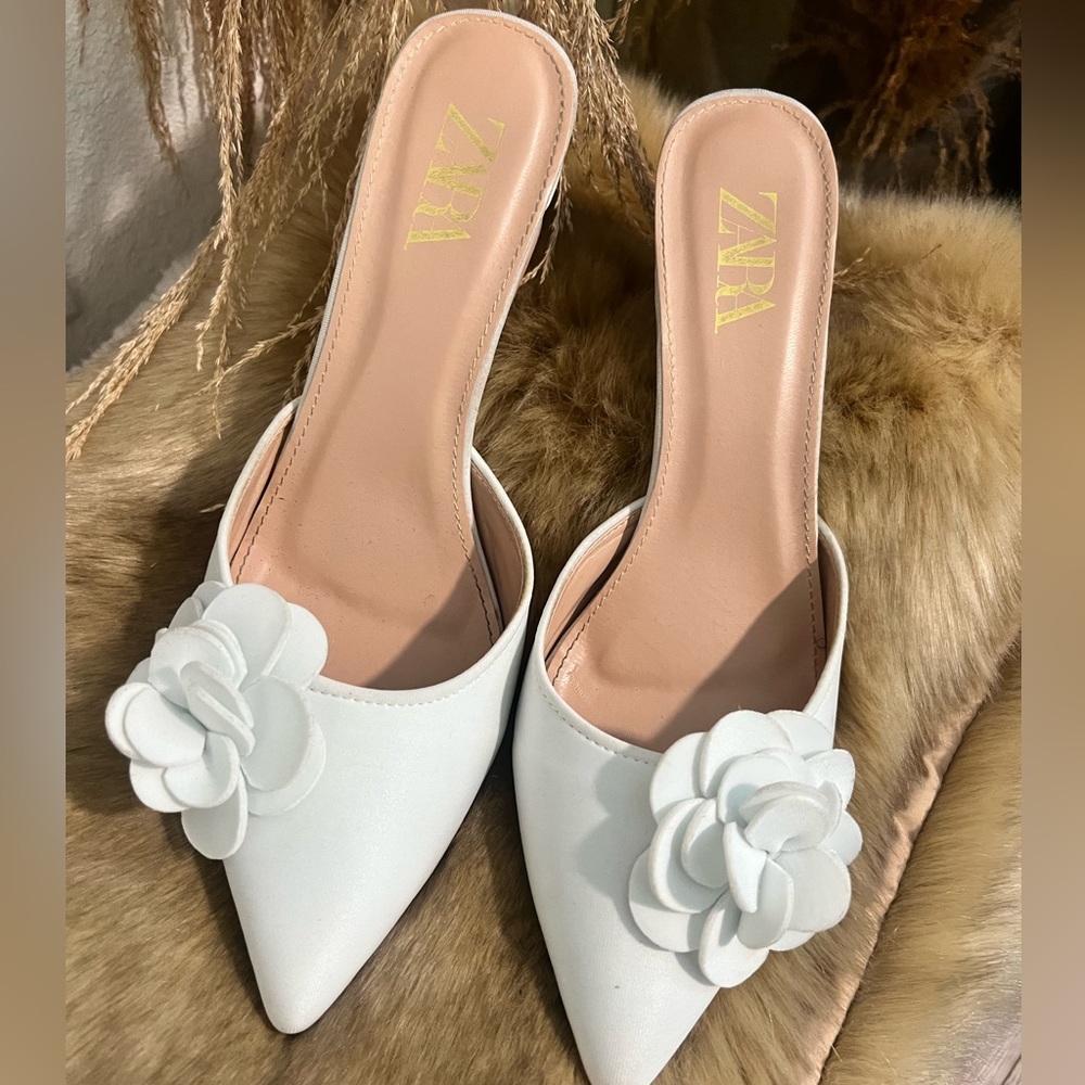 Zara White Flower Detail Heeled Mules 8